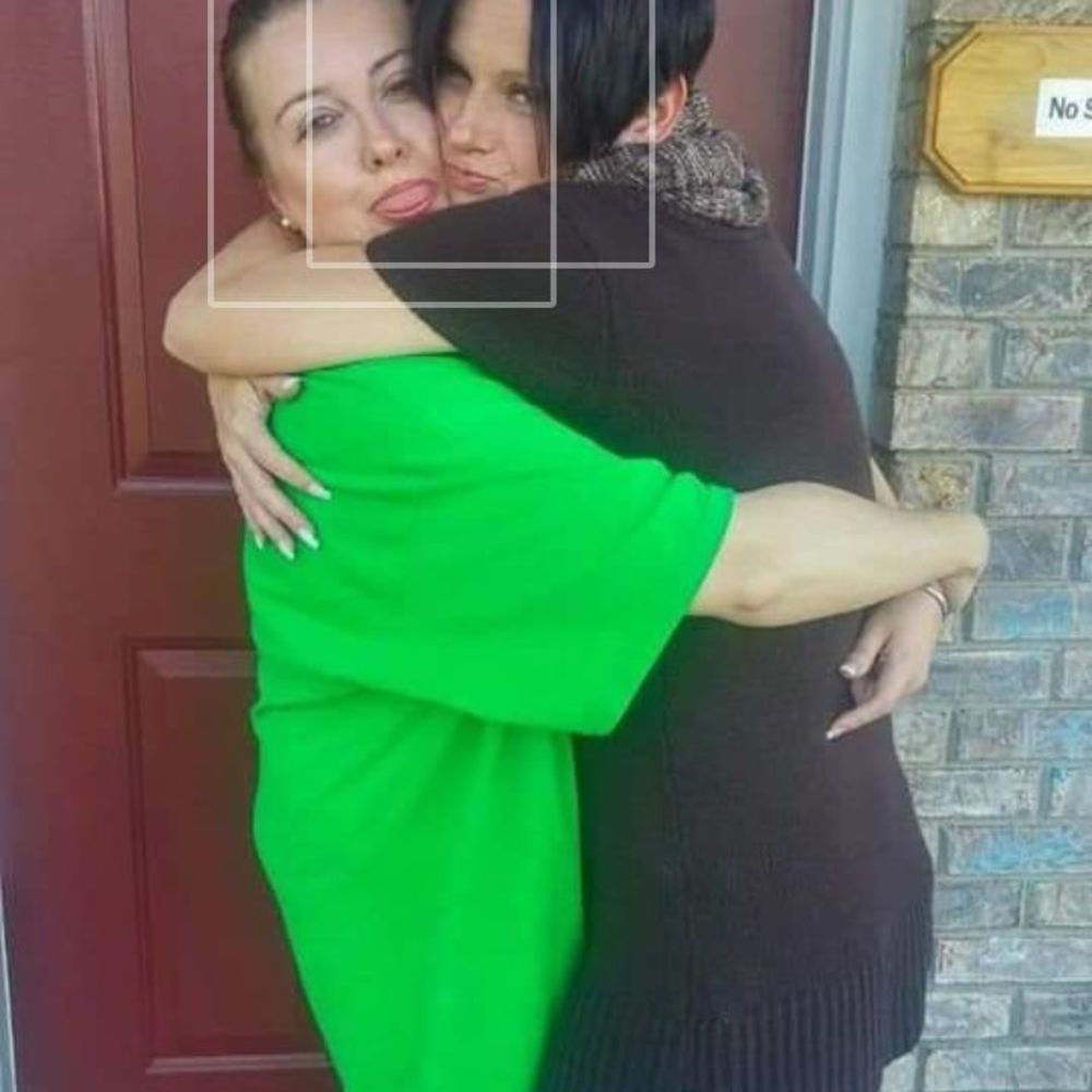 Meet your Posher, Crystal